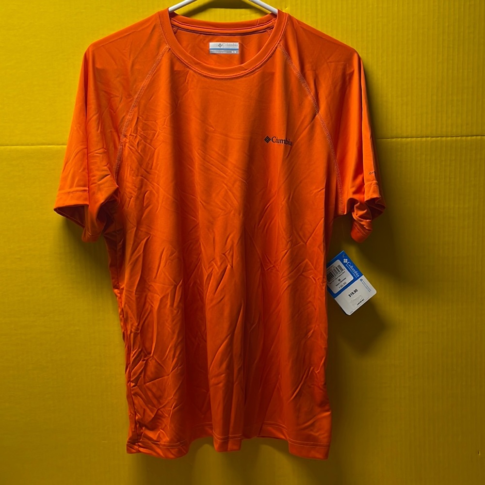 Columbia Sportswear Company orange short sleeve shirt, new with tags, size med